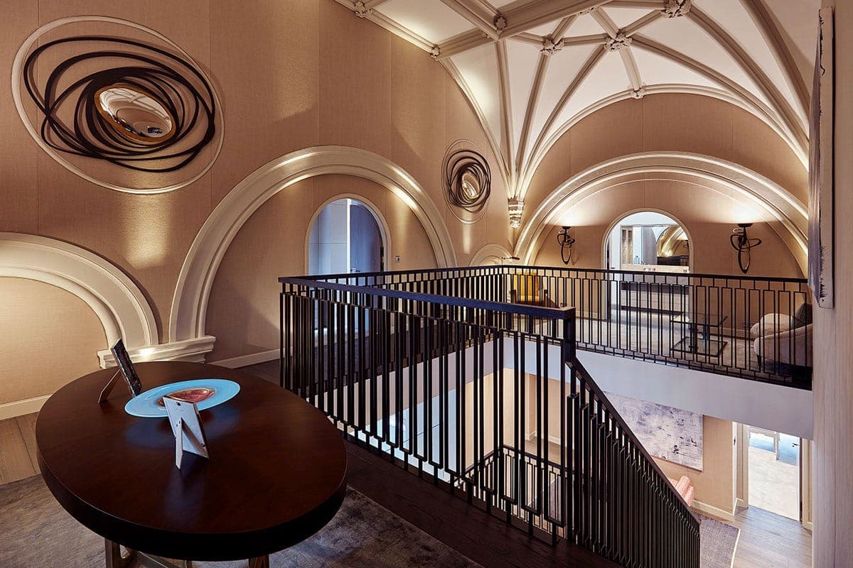 London Chapel — Woonkamer